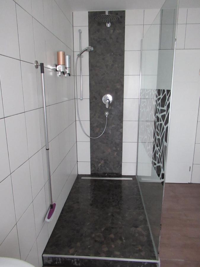 Weco Ferienwohnungen Zirndorf Exterior foto